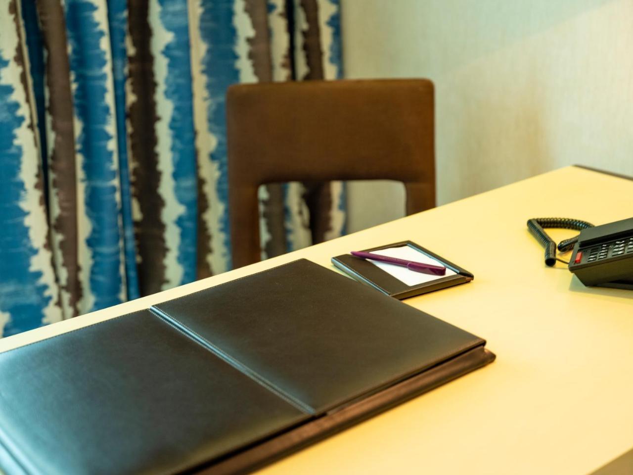 Retaj Salwa Resort & Spa Ντόχα Εξωτερικό φωτογραφία A guest room at the hotel